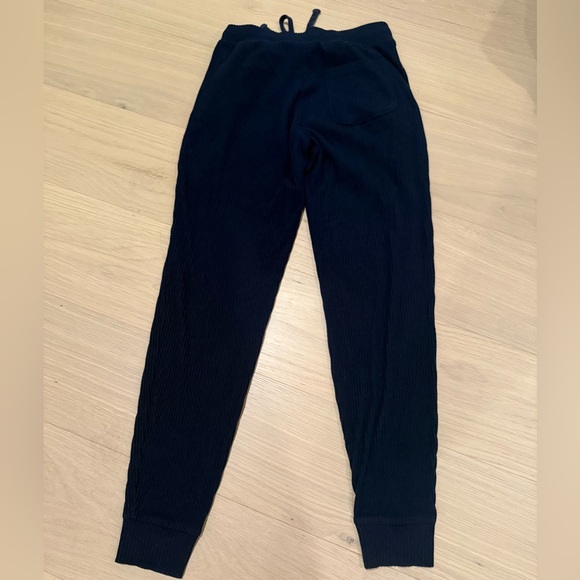 ALO Yoga Muse Dark Blue Ribbed Joggers Pants - women’s small - Picture 3 of 4
